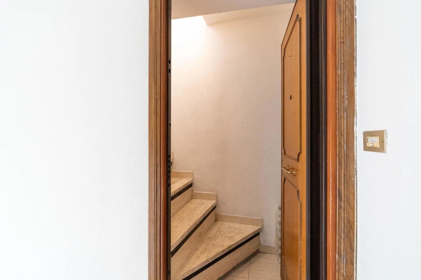 15 Min From Piazza Venezia Skyline Sanctuary In Trastevere Экстерьер фото